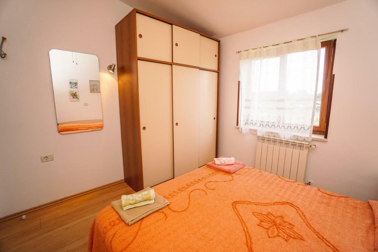 Apartment Sandra Umag Buitenkant foto