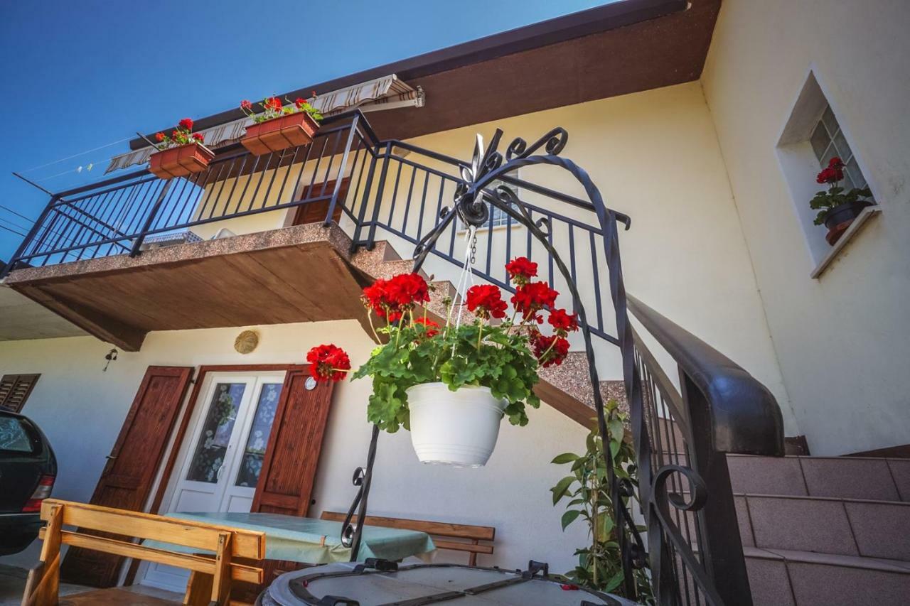 Apartment Sandra Umag Buitenkant foto