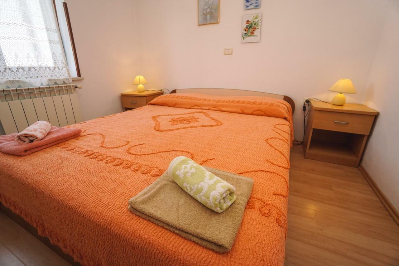 Apartment Sandra Umag Buitenkant foto